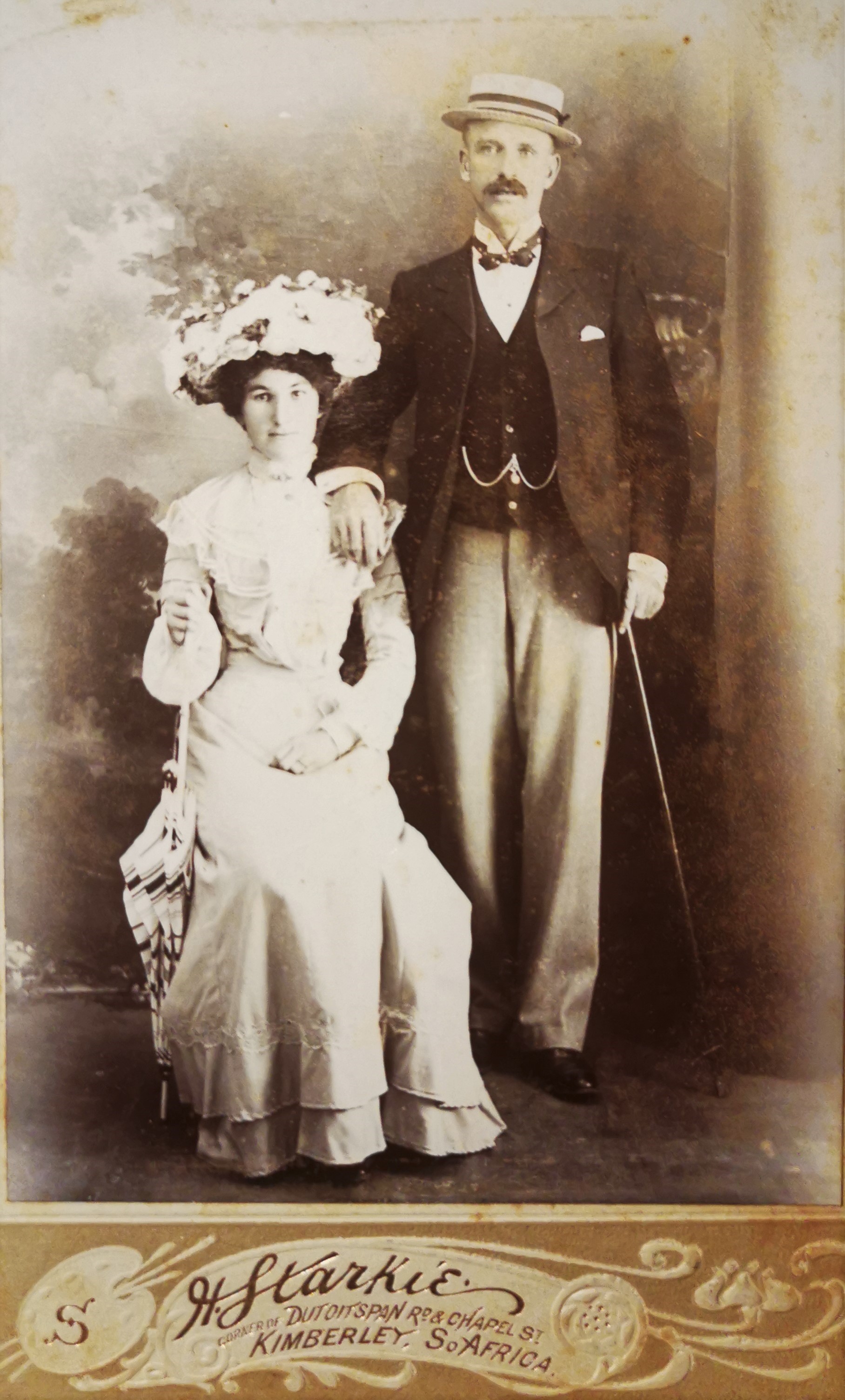 Card photograph by Kimberley based photographer H. Starkey